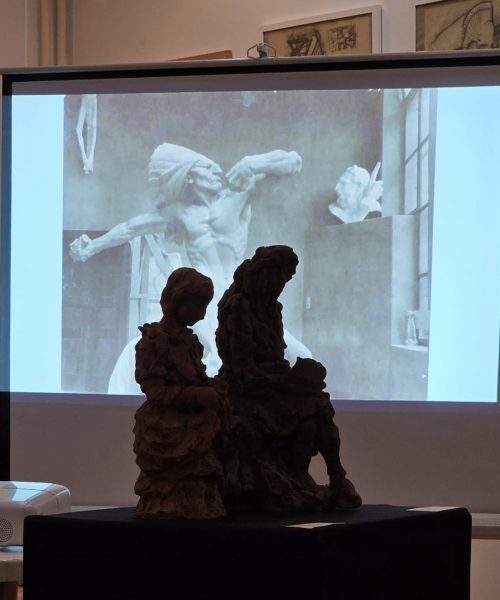 0b960756-899a-4304-b0af-73ac3ec0761b